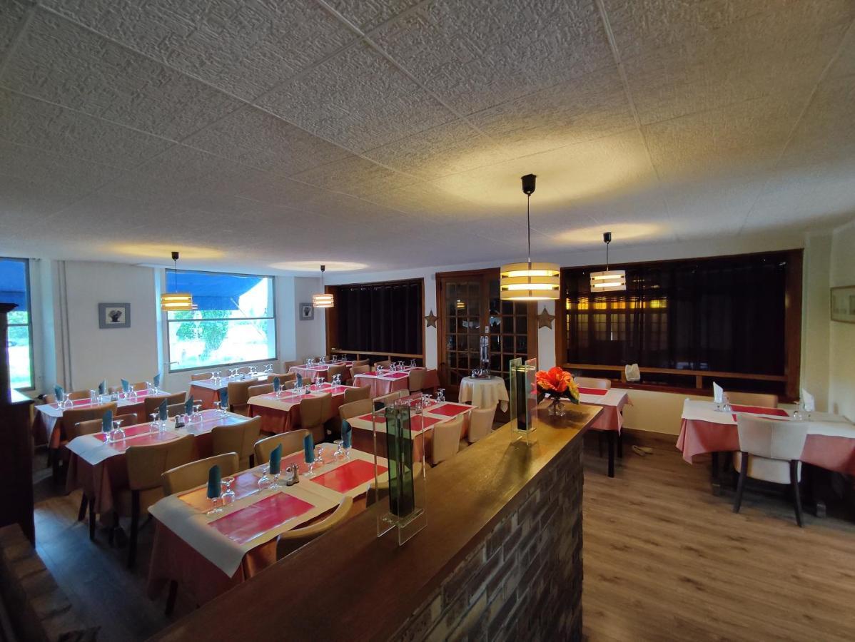 Aux Trois Rois Hotel Pont-Sur-Yonne Kültér fotó